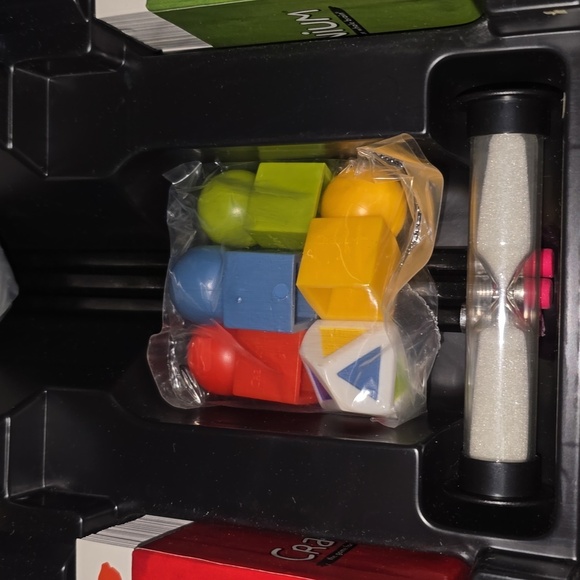 Vintage Cranium Board Game Box Opened - Picture 8 of 13